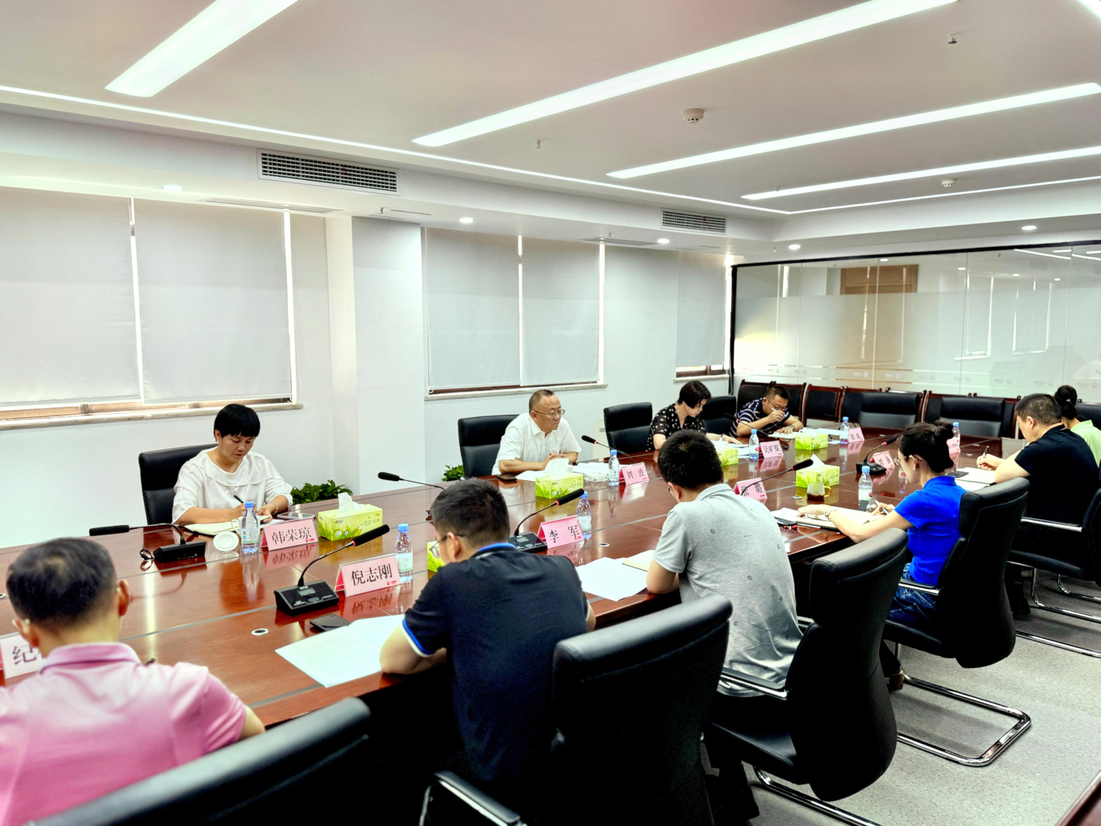 市農(nóng)投集團(tuán)黨委書記、董事長劉波調(diào)研督導(dǎo)凱欣糧油、中墾牧乳業(yè)全面從嚴(yán)治黨工作